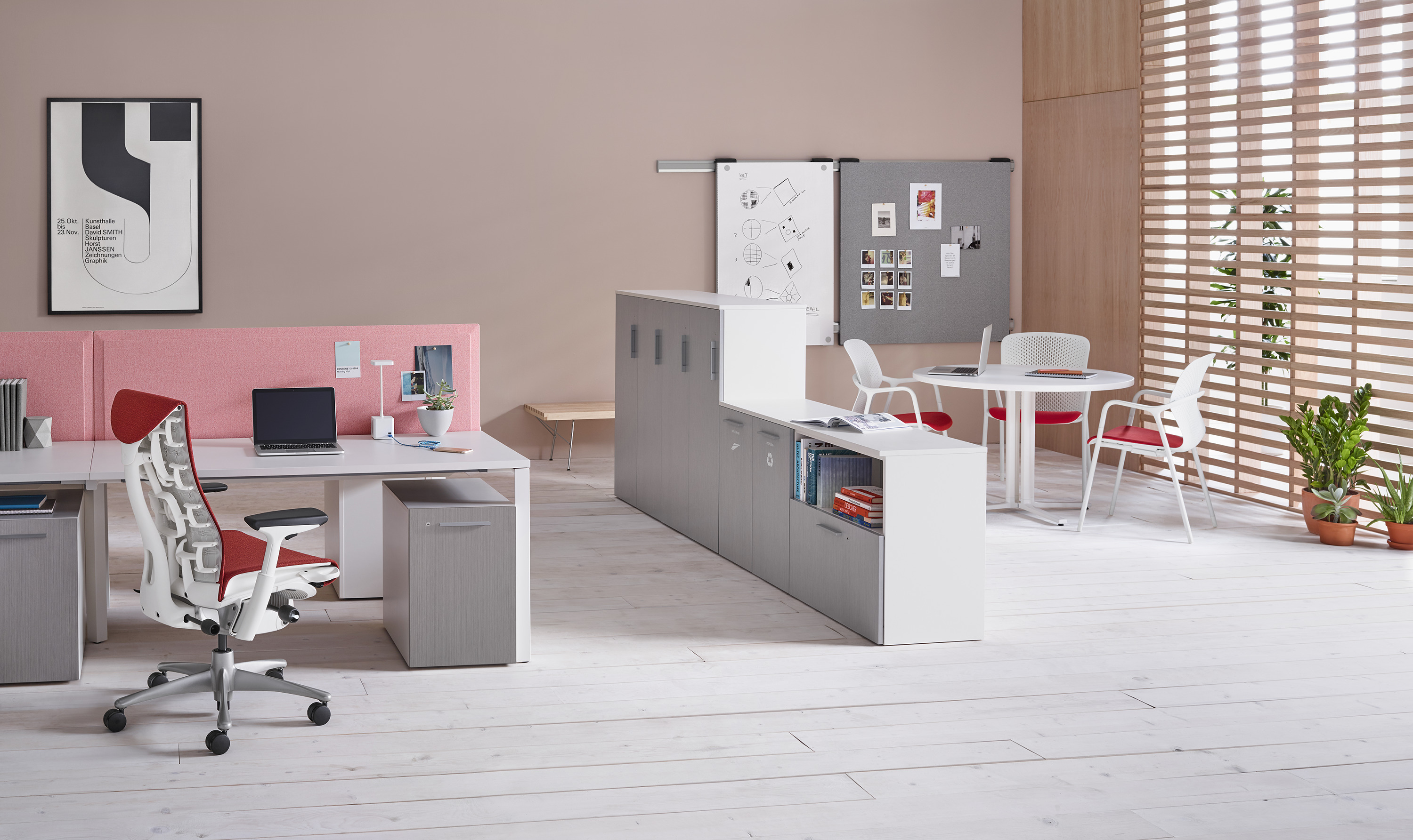 开云（中国） - 坐具|餐椅|办公家具|设计师家具|凯恩培训椅/餐椅